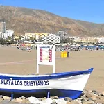 Encantador Con Terraza, Cristianos