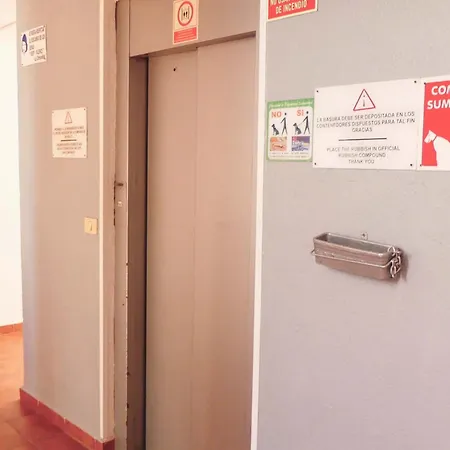 Encantador Con Terraza, Cristianos