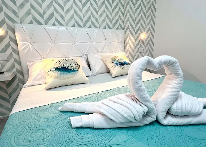 Encantador Con Terraza, Cristianos Apartman *