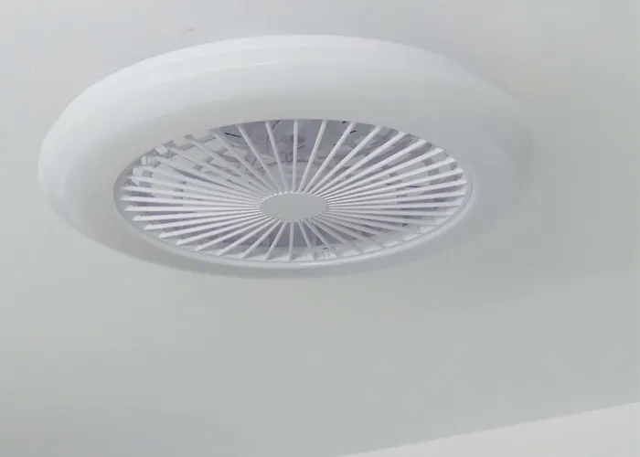 Encantador Con Terraza, Cristianos Apartman