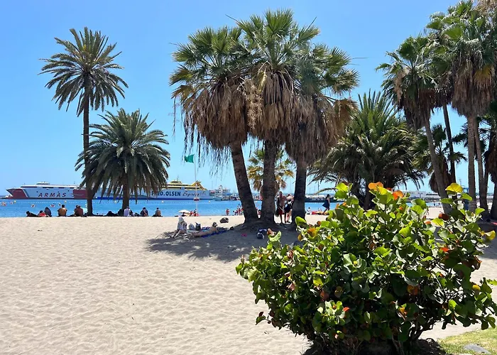 Encantador Con Terraza, Cristianos