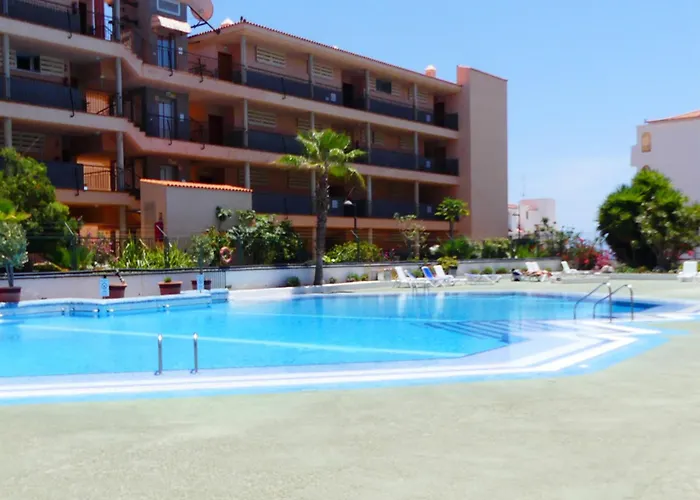 Encantador Con Terraza, Cristianos