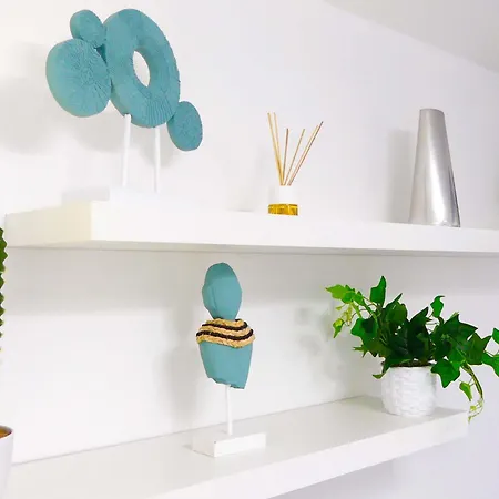 Encantador Con Terraza, Cristianos *